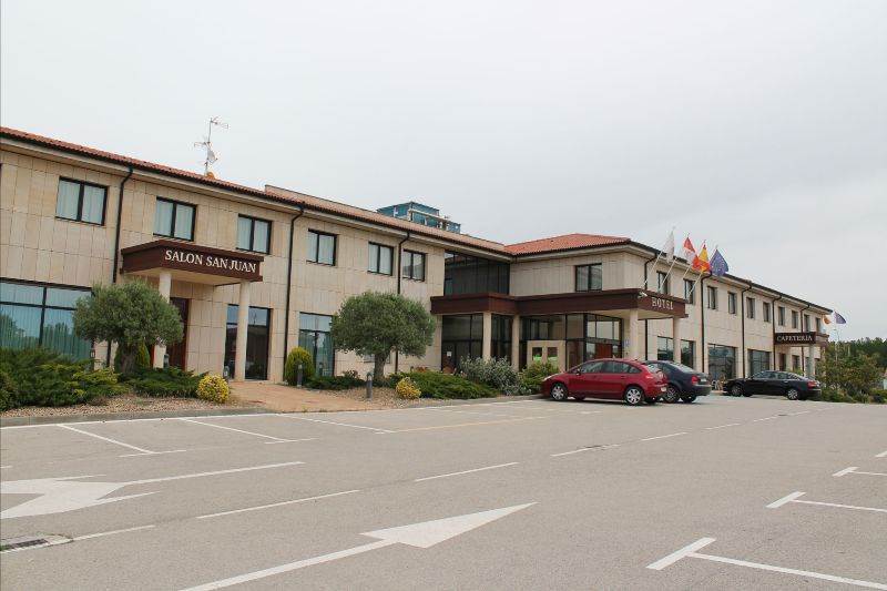 Hotel Villa De Almazan Exterior photo